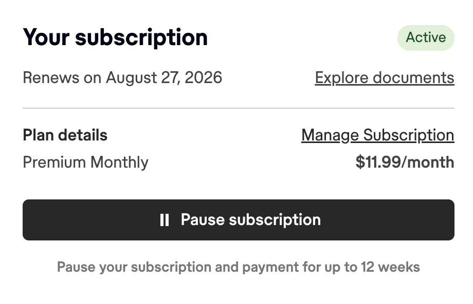 La sezione Il tuo abbonamento di una pagina account Scribd, che mostra un badge Attivo, una data di rinnovo, Dettagli piano, un link Gestisci abbonamento e un pulsante Metti in pausa abbonamento.